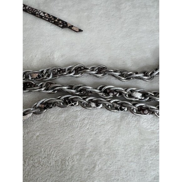 Elliott Lucca Faux Snakeskin Clutch Crossbody Bag With Chain Strap - Picture 5 of 10